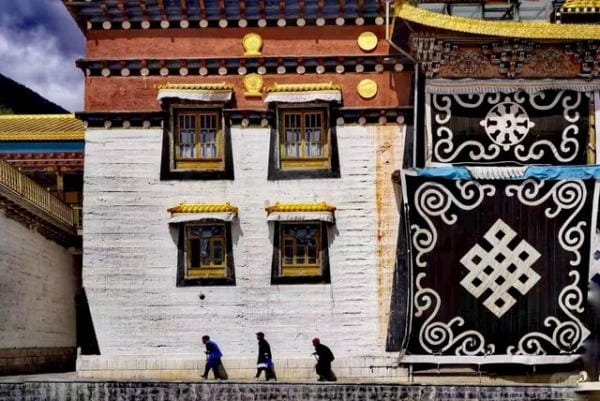Tuyến Tứ Xuyên - Tây Tạng