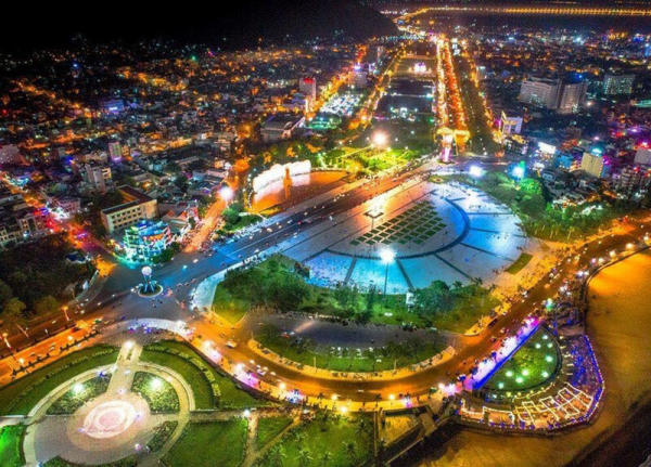 Quảng trường Nguyễn Tất Thành Quy Nhơn