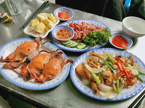 Quán hải sản Nam Đảnh Đà Nẵng