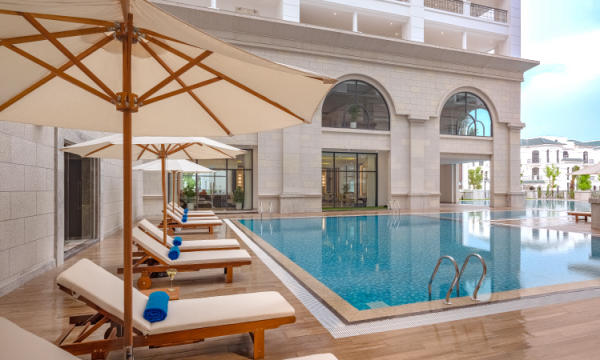 bể bơi Vinpearl Hotel Rivera Hải Phòng bể bơi Vinpearl Hotel Rivera Hải Phòng