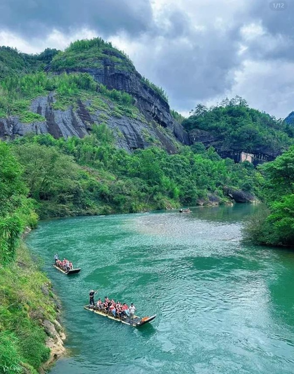 Tháng 4 - 10 là thời điểm lý tưởng để khám phá Vũ Di Sơn