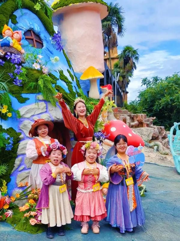 chụp ảnh Vương quốc tí hon Côn Minh