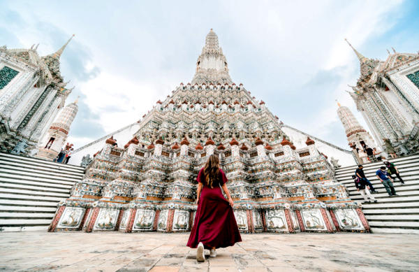 Wat Arun Ratchawararam Ratchawaramahawihan - Top ngôi chùa đẹp nhất Thái Lan Wat Arun Ratchawararam Ratchawaramahawihan - Top ngôi chùa đẹp nhất Thái Lan