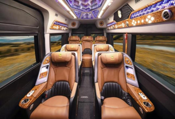Xe limousine Hà Nội - Hạ Long