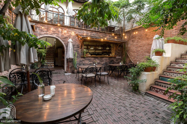 Xofa Café & Bistro - Quán cafe đẹp ở Cầu Giấy 01
