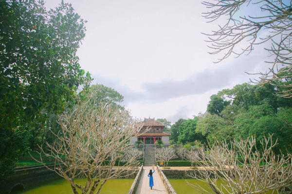 Hệ thống lăng tẩm nhà Nguyễn - Điểm check in nổi tiếng ở Huế 04 Hệ thống lăng tẩm nhà Nguyễn - Điểm check in nổi tiếng ở Huế 04