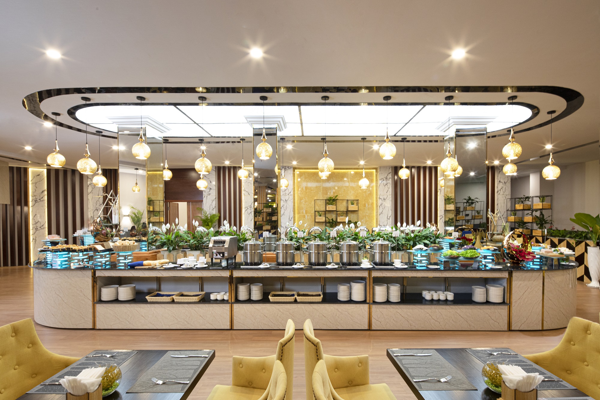 Khách sạn Ladalat Hotel