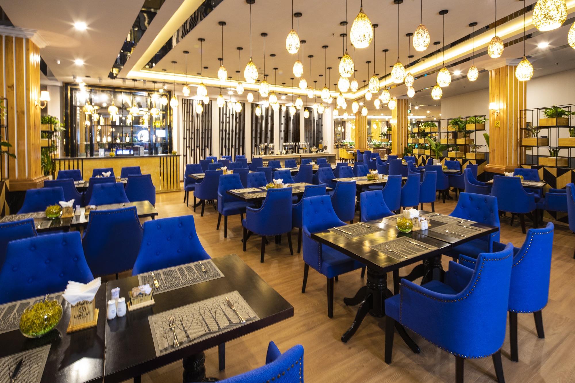 Khách sạn Ladalat Hotel