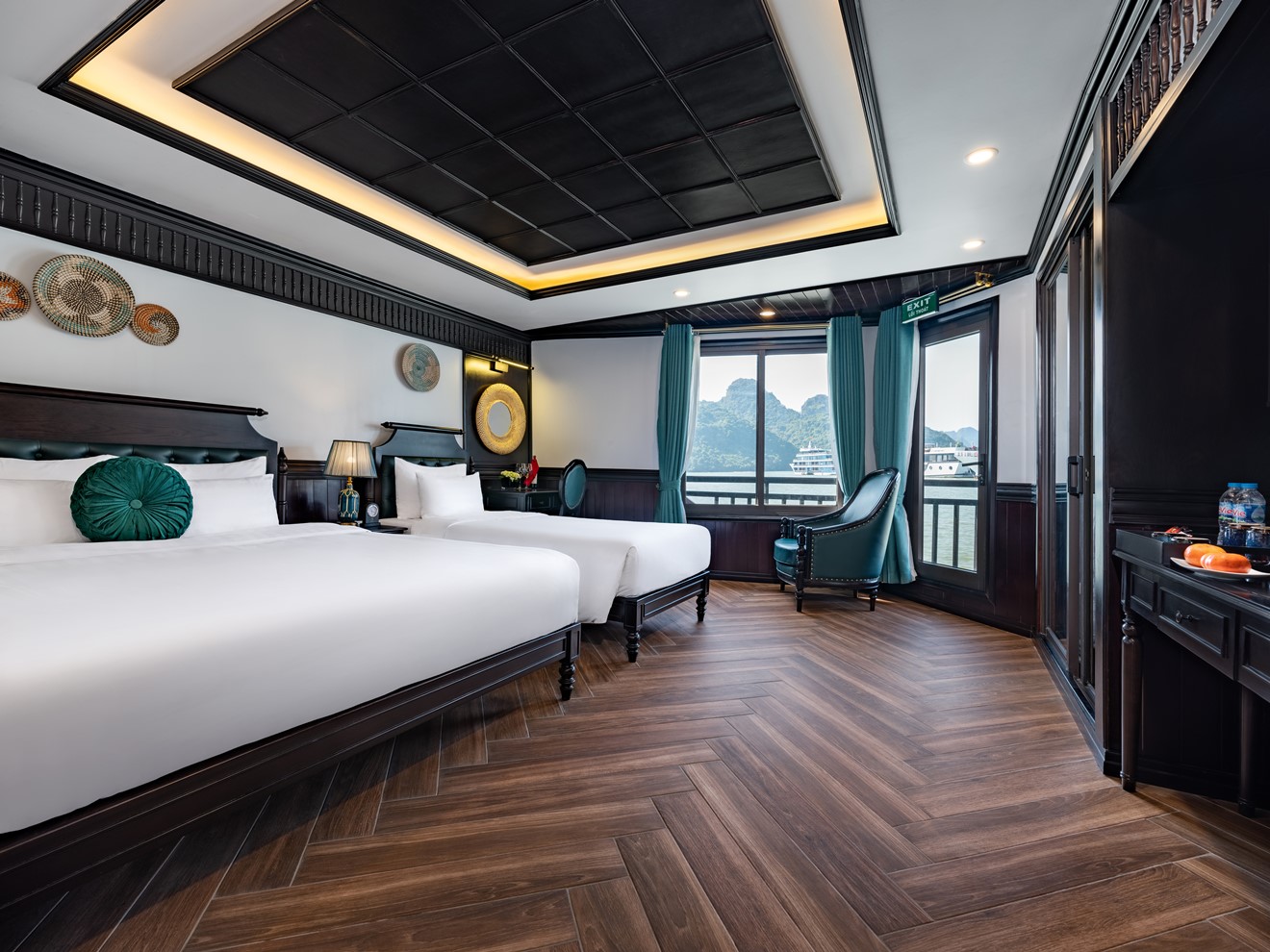 Du thuyền 5 sao Lan Hạ Rita Cruise 2 ngày 1 đêm