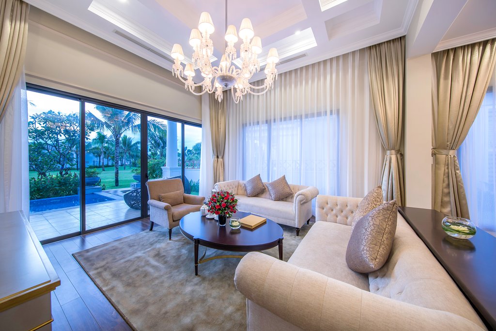 Melia Vinpearl Cam Ranh Beach Resort