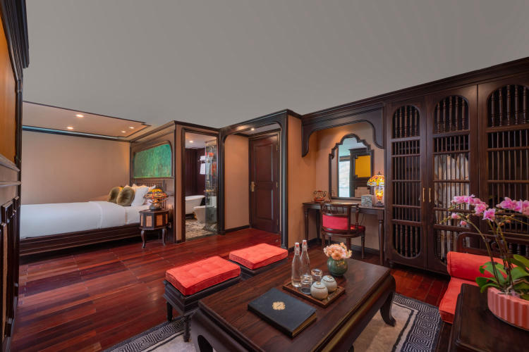 Du thuyền Indochine Grand Cruise Lan Hạ 2 ngày 1 đêm