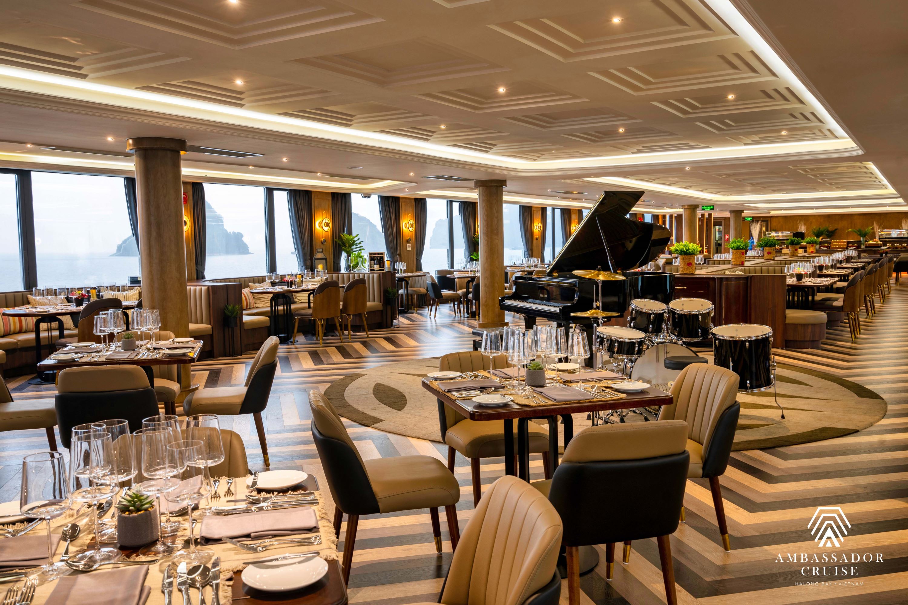 FLC Hạ Long & Du thuyền Ambassador Day Cruise 5 sao 2N1D