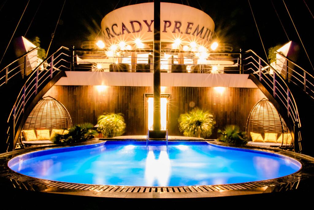 Du thuyền Arcady Premium Cruise 2 Ngày 1 Đêm