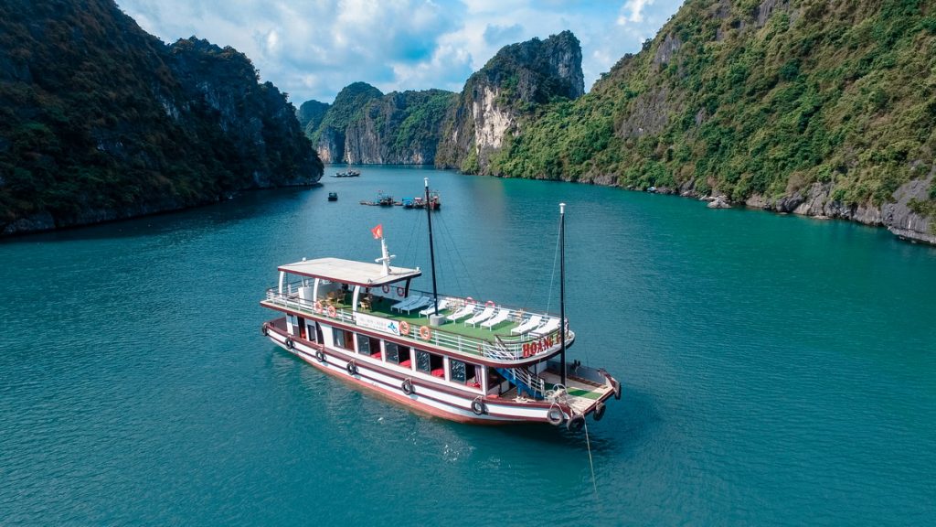Du thuyền Arcady Premium Cruise 2 Ngày 1 Đêm