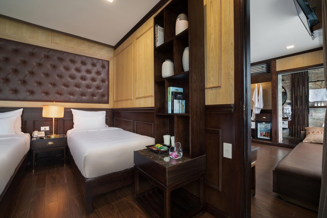 Du thuyền Azalea Cruise 2 Ngày 1 Đêm