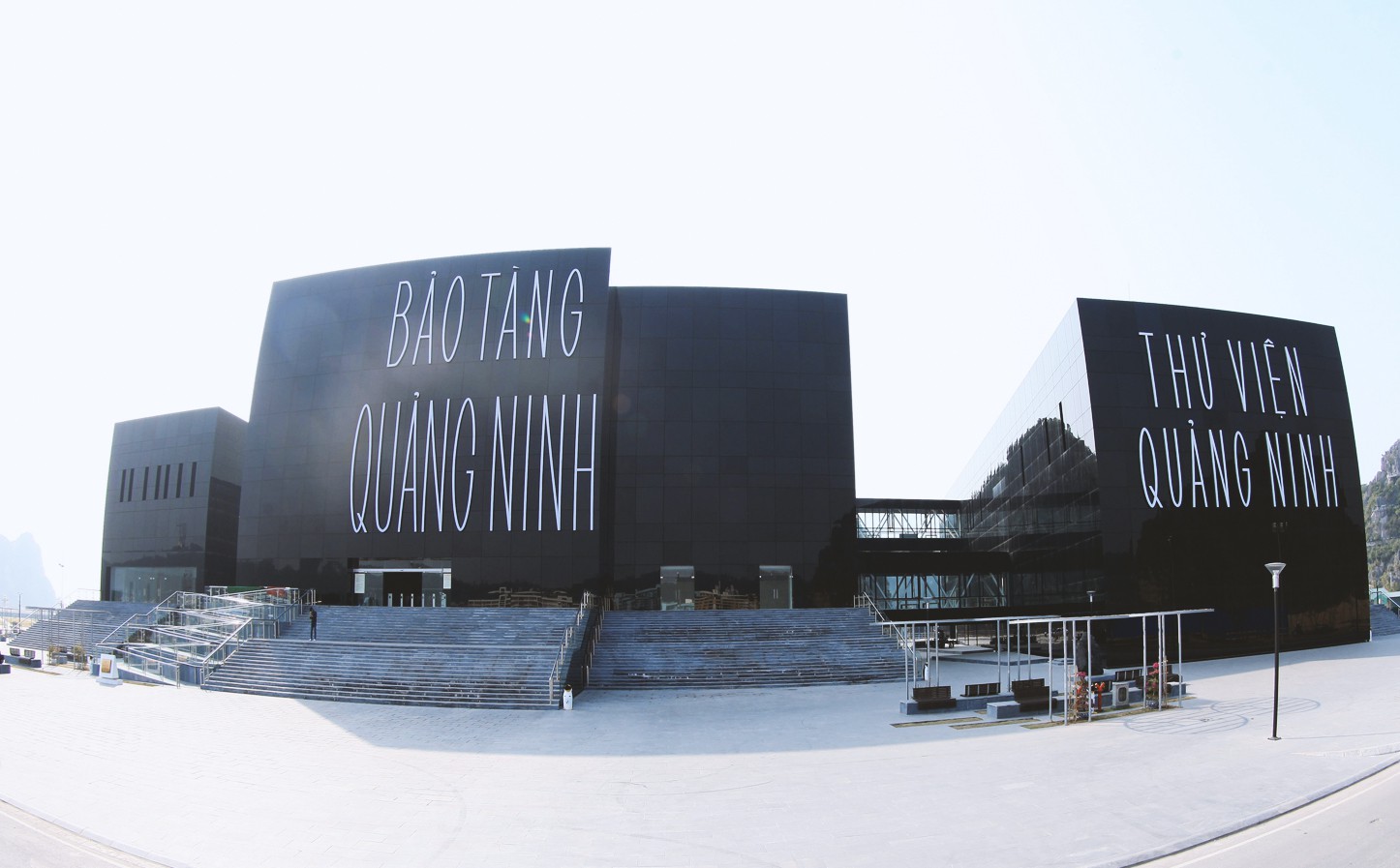 Combo du lịch Hạ Long 2 ngày 1 đêm: Du thuyền Luna + Khách sạn 4, 5 sao