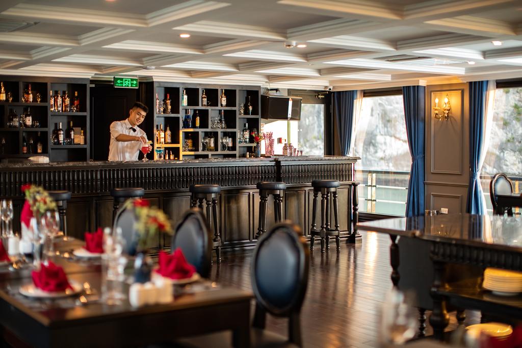 Du thuyền Rosy Cruise 2 Ngày 1 Đêm