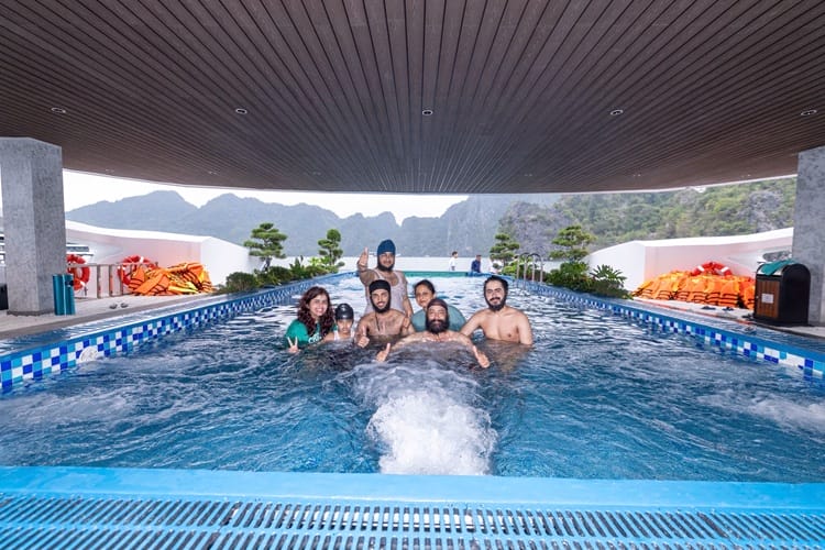 Du thuyền Celina of the Sea Cruise 6 sao vịnh Lan Hạ 2N1Đ