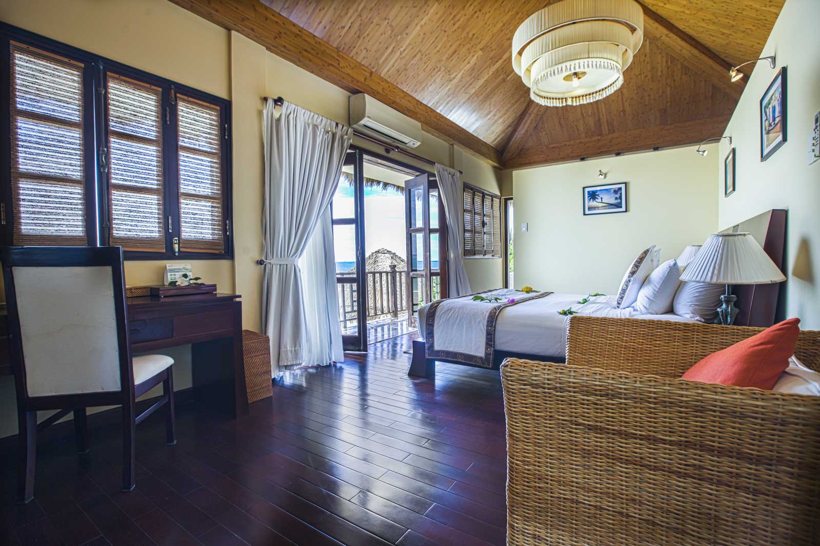 Allezboo Beach Resort & Spa Mũi Né