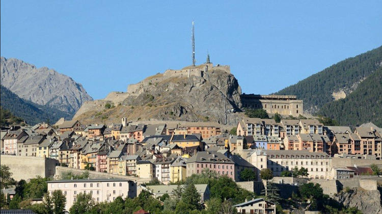 Tour Tây Đông Âu 5 Nước Pháp - Thụy Sĩ - Ý - Áo - Đức (11N10Đ)