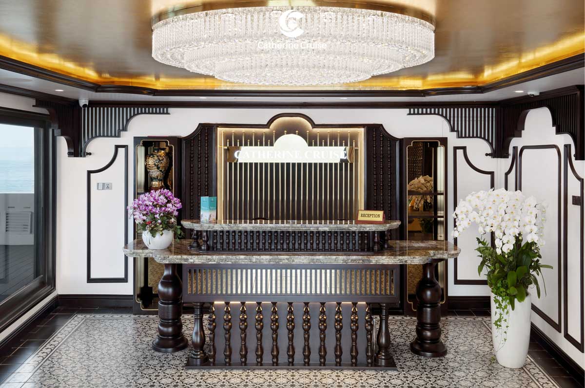 Du thuyền Catherine Hạ Long 6 sao 2 ngày 1 đêm