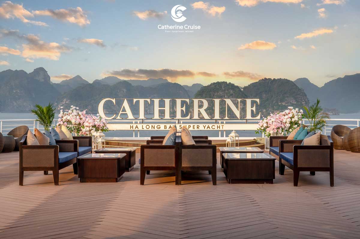 Du thuyền Catherine Hạ Long 6 sao 2 ngày 1 đêm