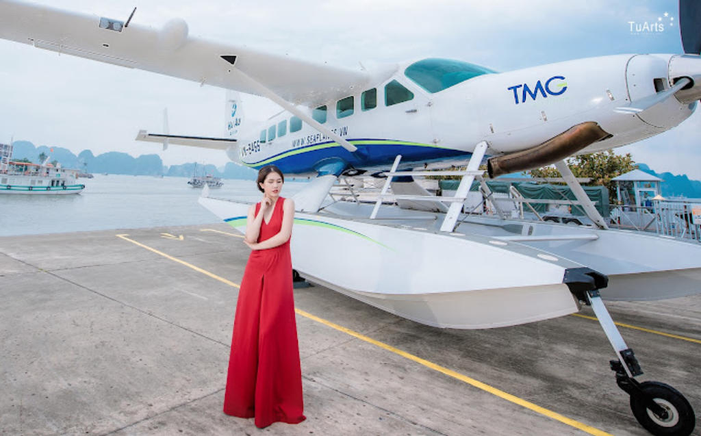 Combo thủy phi cơ Hạ Long + Du thuyền Hạ Long 5 sao