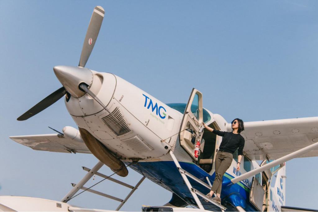 Thủy Phi Cơ ngắm cảnh Vịnh Hạ Long