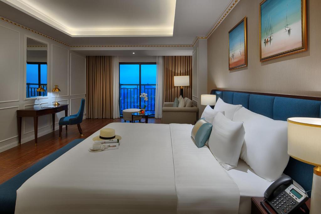 FLC Grand Hotel Hạ Long