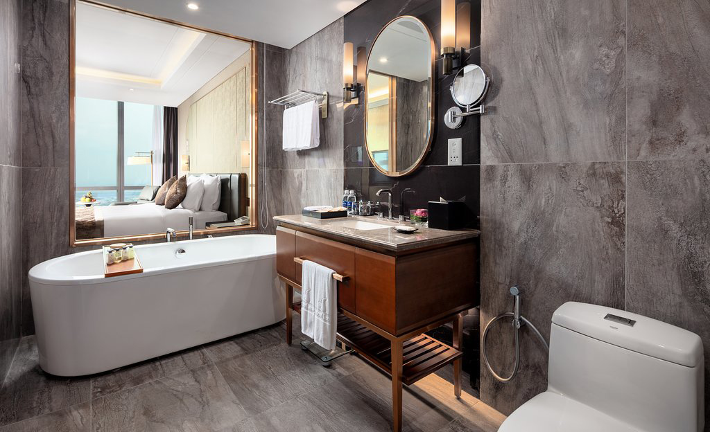 Vinpearl Landmark 81 Autograph Collection