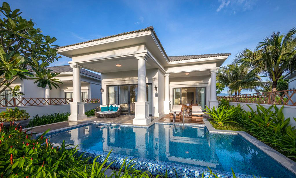 Melia Vinpearl Cam Ranh Beach Resort