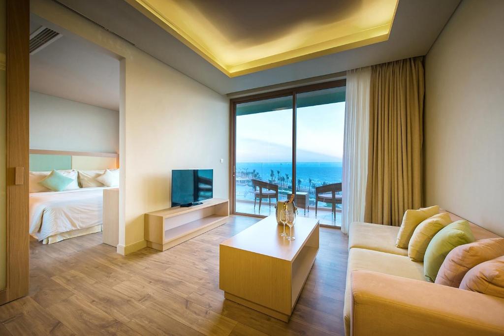 FLC Luxury Hotel Sầm Sơn