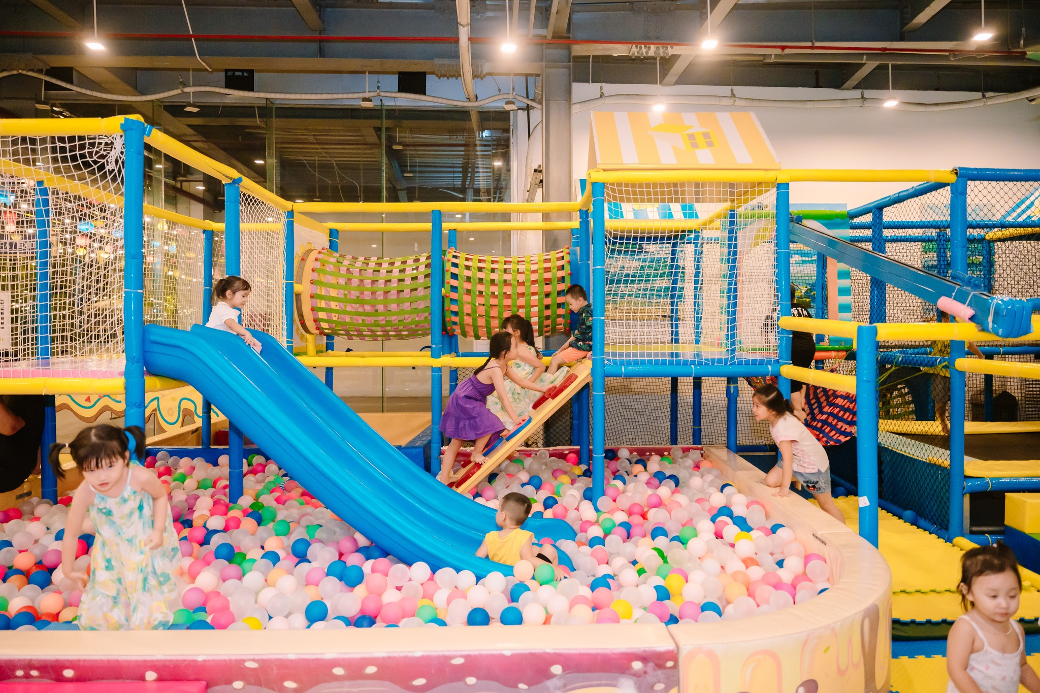 Tuần Châu Hà Nội