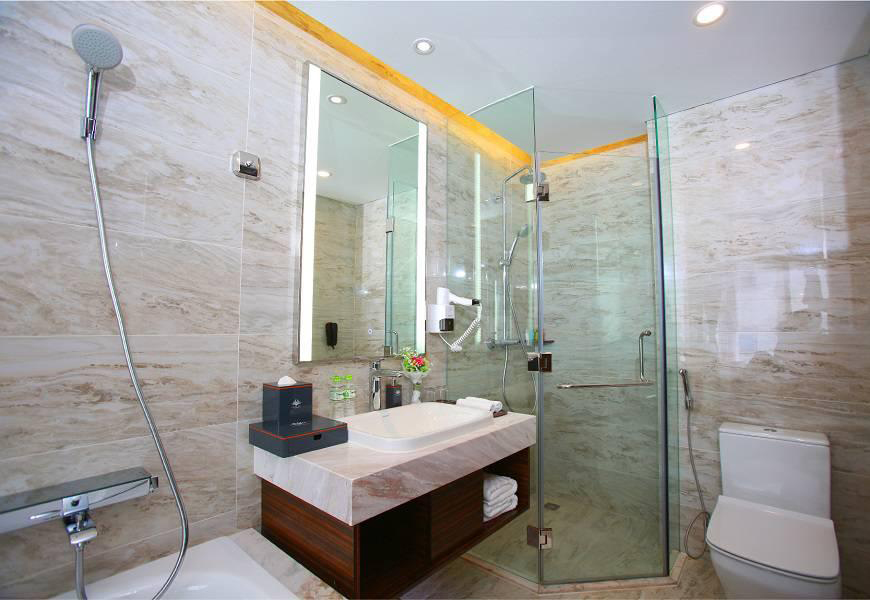 Queen Ann Hotel Nha Trang