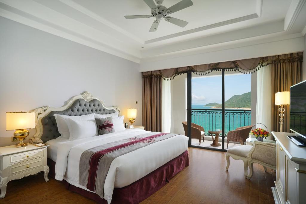 Combo Vinpearl Nha Trang + KS 5 sao thành phố 4N3Đ