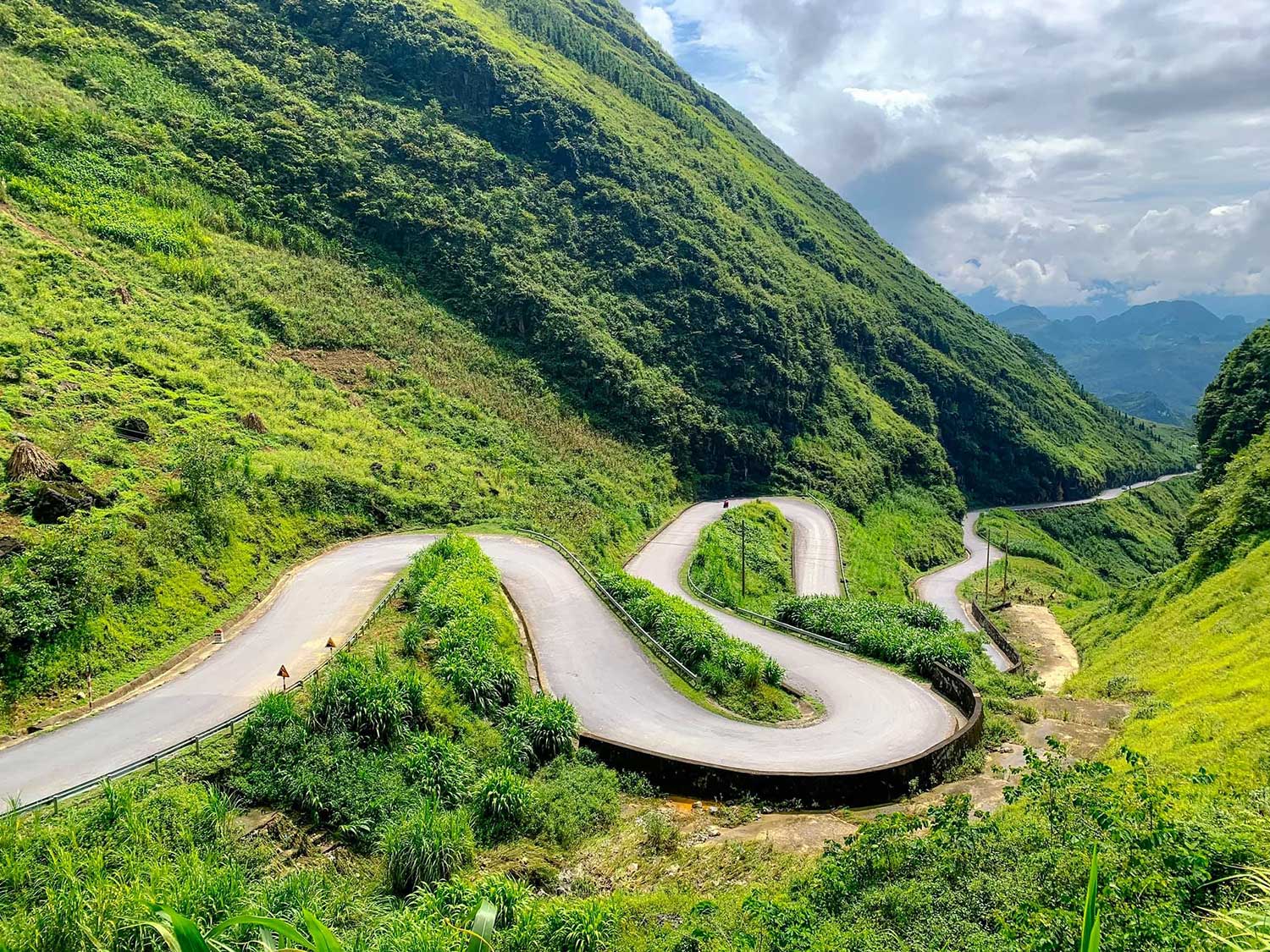 Tour Xuyên Việt Từ Hà Nội 22 Ngày 21 Đêm