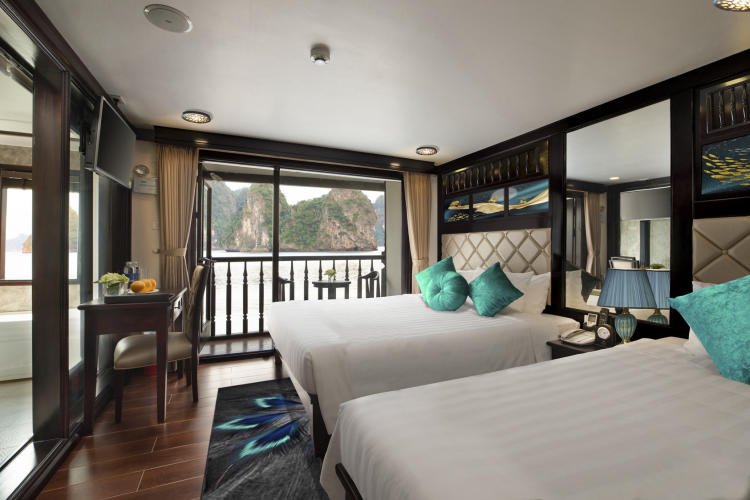 Du thuyền Alisa Premier Hạ Long 2 ngày 1 đêm