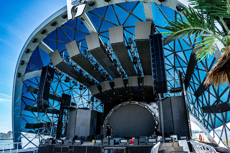 Du thuyền Dolphin Halong Cruise