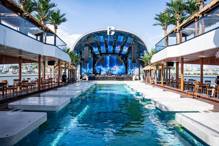 Du thuyền Dolphin Halong Cruise