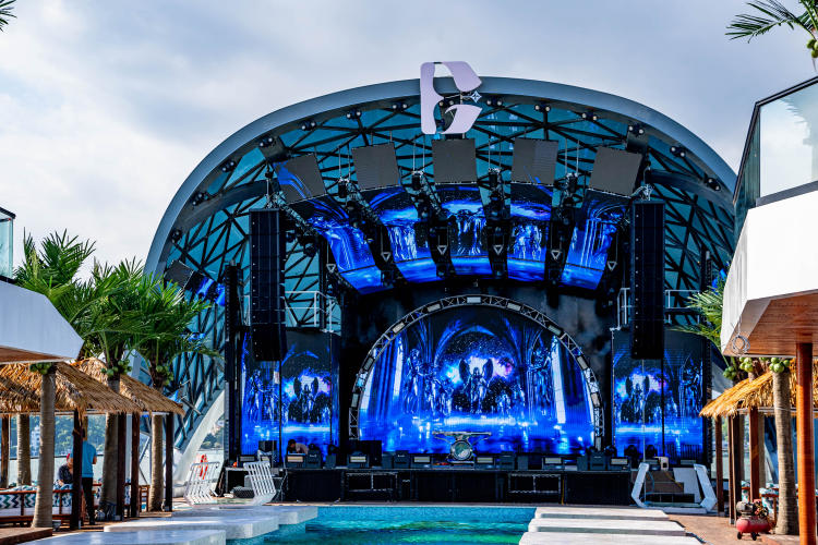 Du thuyền Dolphin Halong Cruise