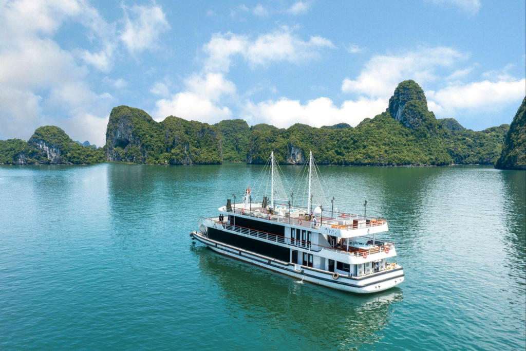 Du Thuyền Hạ Long 1 ngày Iris Cruise