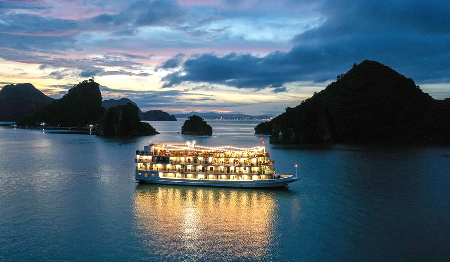 Du Thuyền Margaret 2 Ngày 1 Đêm