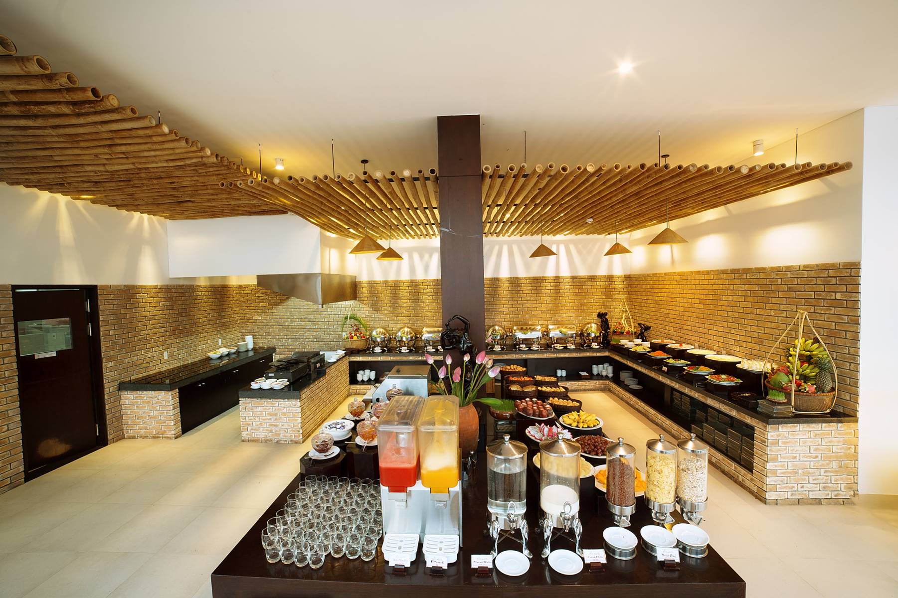 Hội An Beach Resort