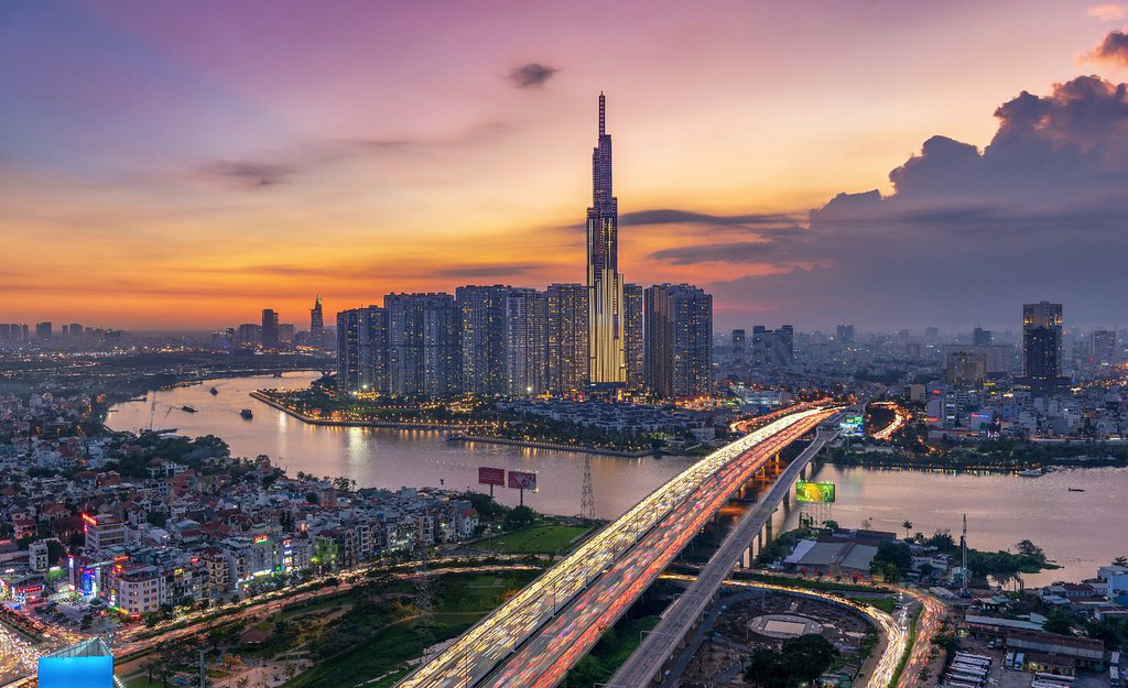 Vinpearl Landmark 81 Autograph Collection