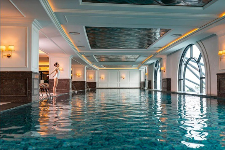 FLC Hạ Long & Du thuyền Ambassador Day Cruise 5 sao 2N1D