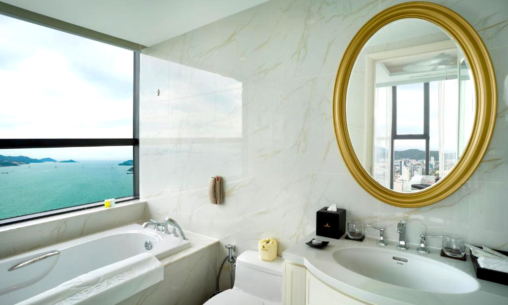 Combo Vinpearl Nha Trang + Vé máy bay khứ hồi 3N2Đ