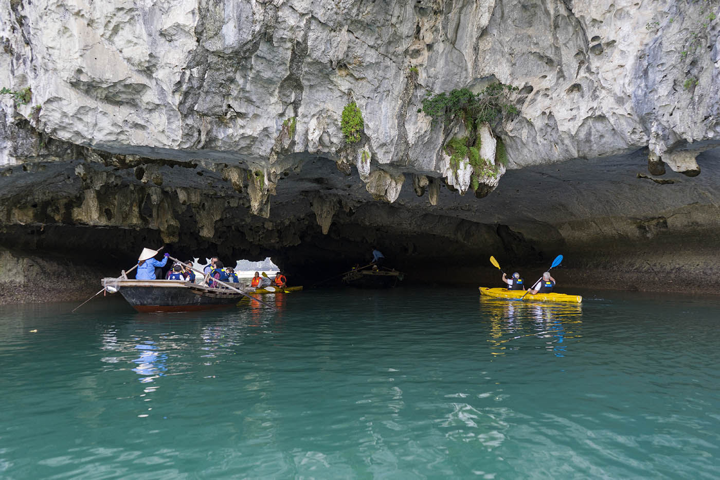 Du thuyền Heritage Bình Chuẩn Cruise 2 Ngày 1 Đêm