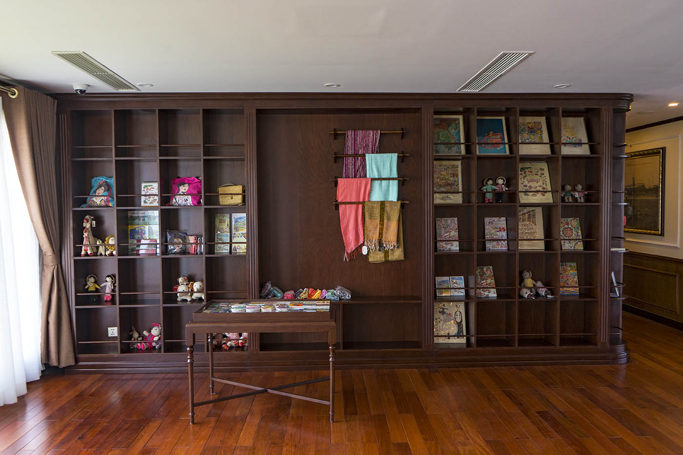 Du thuyền Heritage Bình Chuẩn Cruise 2 Ngày 1 Đêm