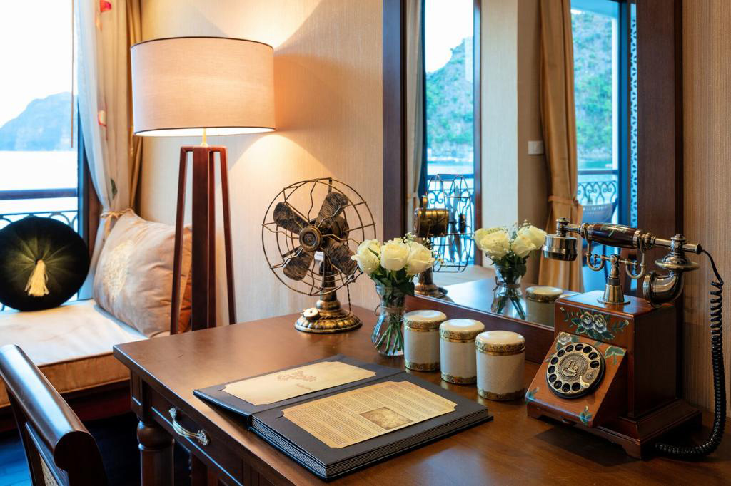 Du thuyền Indochine Cruise 2 ngày 1 đêm