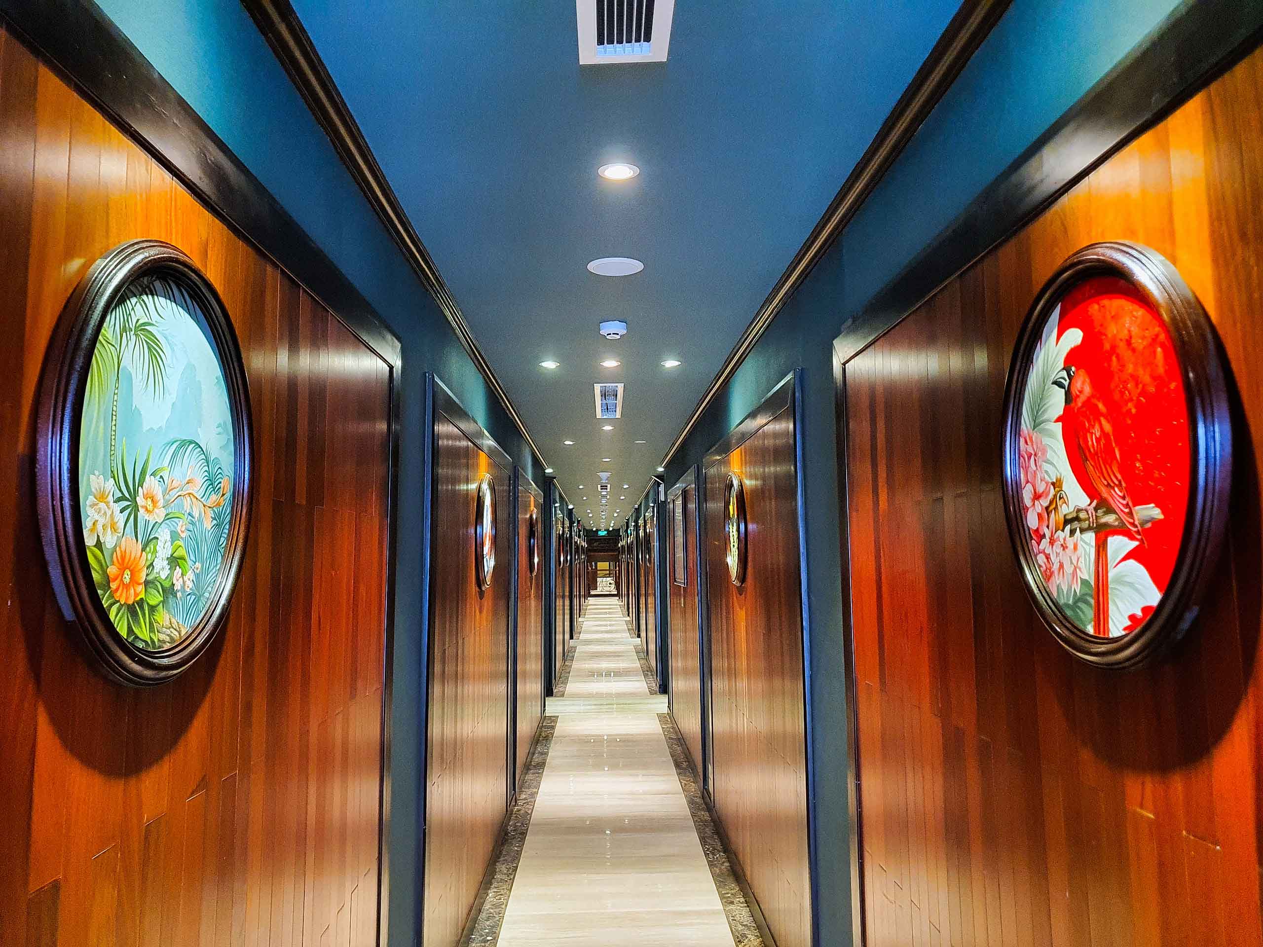 Du thuyền Indochine Premium Ha Long Bay 2 ngày 1 đêm